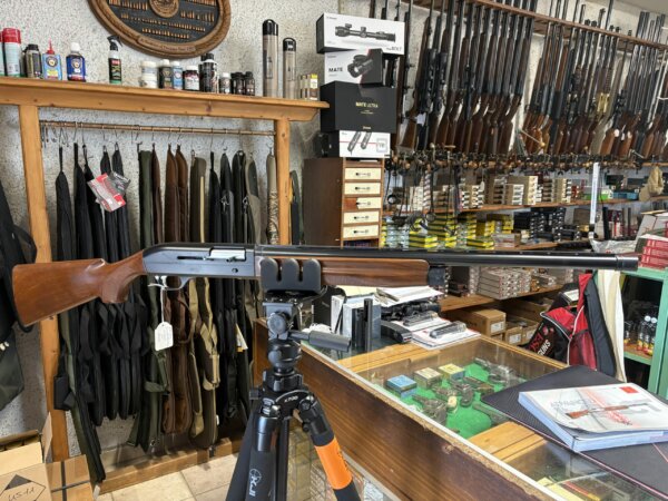 fusils semi auto benelli montefeltro cal 12/70