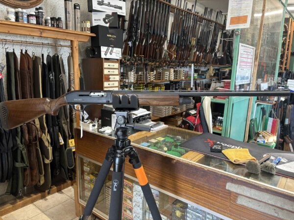 fusils semi auto hatsan escort cal 20/76