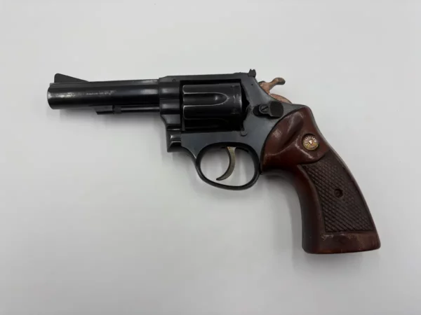 REVOLVER TAURUS CAL 38 SP