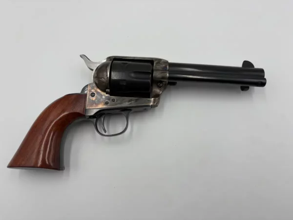 REVOLVER UBERTI 1873 CAL 45 LC