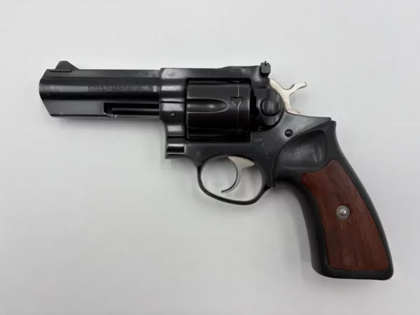 REVOLVER RUGER MOD GP100 CAL 38SP